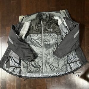The North Face Men's Two-Tone Gray Performance Jacket